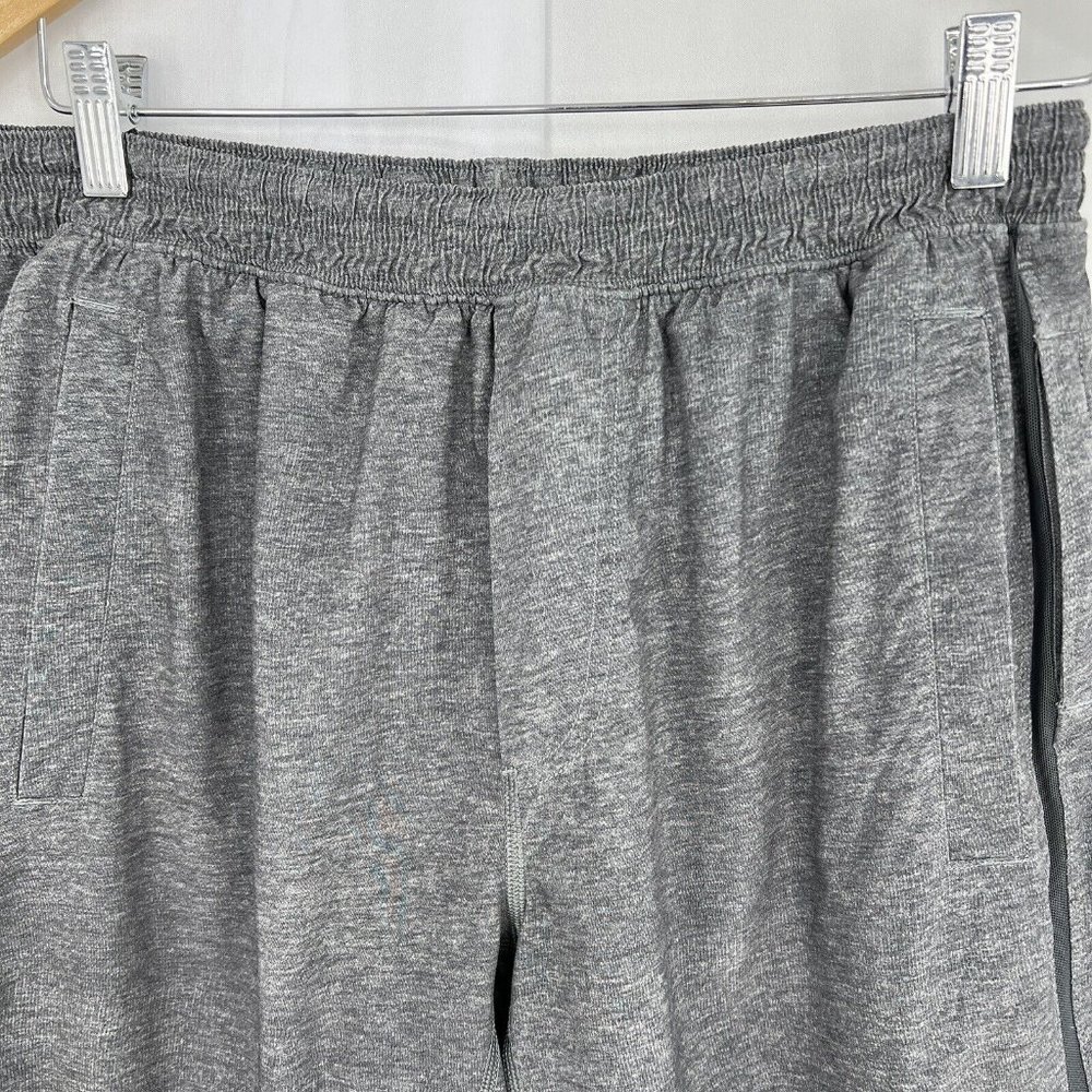 Lululemon Men's L Pace Breaker Shorts Gray 9" Inseam Liner Activewear Gym - Picture 2 of 10